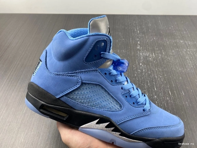Jordan  DV1310-401 5  RETRO “UNC” Air 1009
